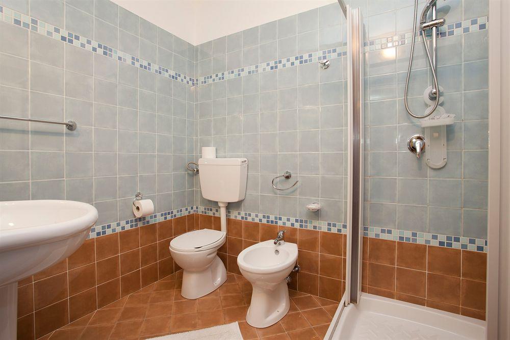 Kunesias B&B Cinisi Bagian luar foto