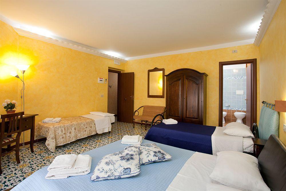 Kunesias B&B Cinisi Bagian luar foto