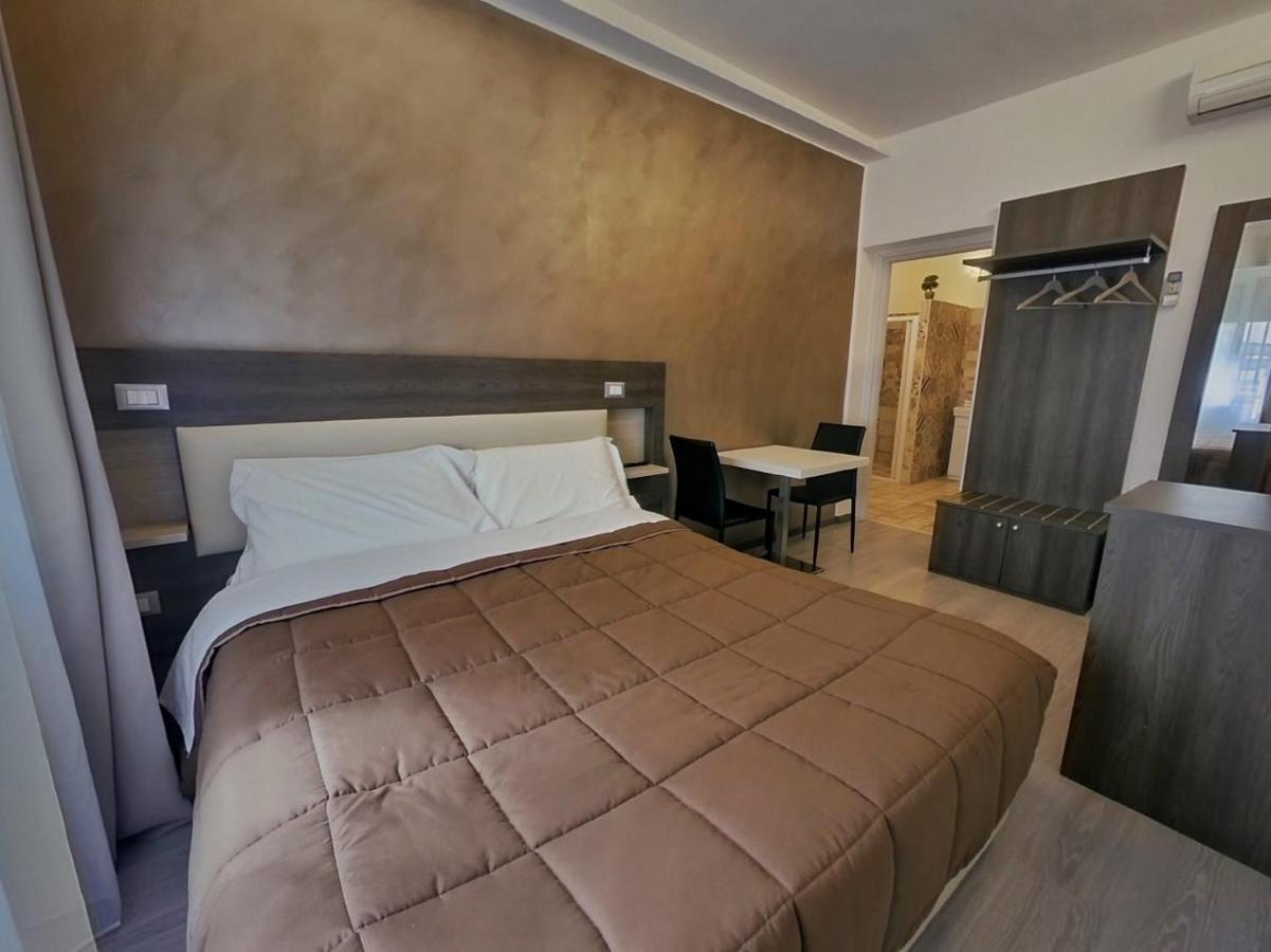 Kunesias B&B Cinisi Bagian luar foto