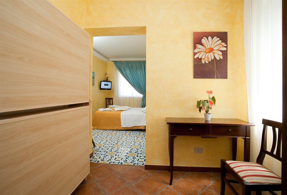 Kunesias B&B Cinisi Bagian luar foto