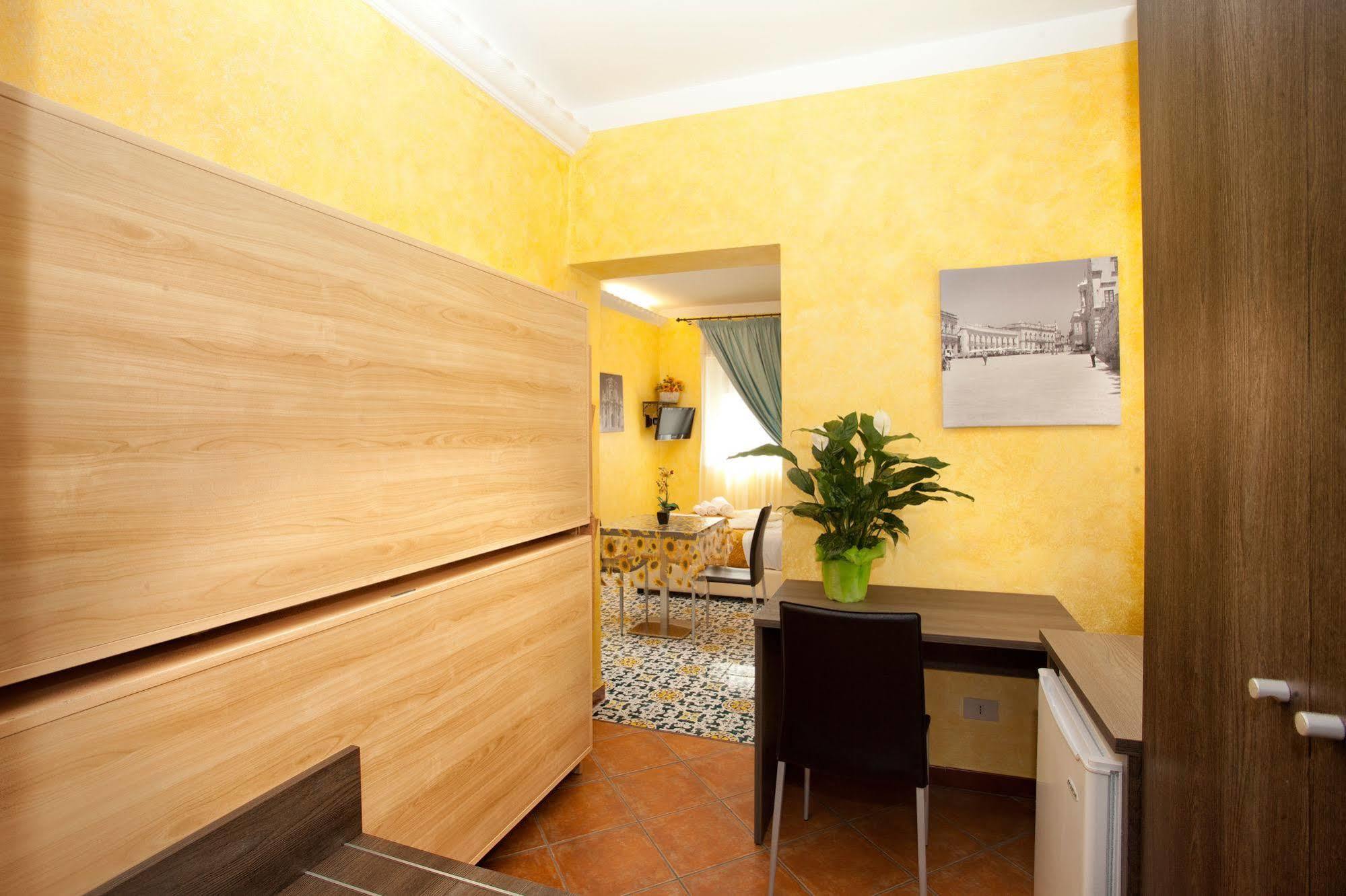 Kunesias B&B Cinisi Bagian luar foto